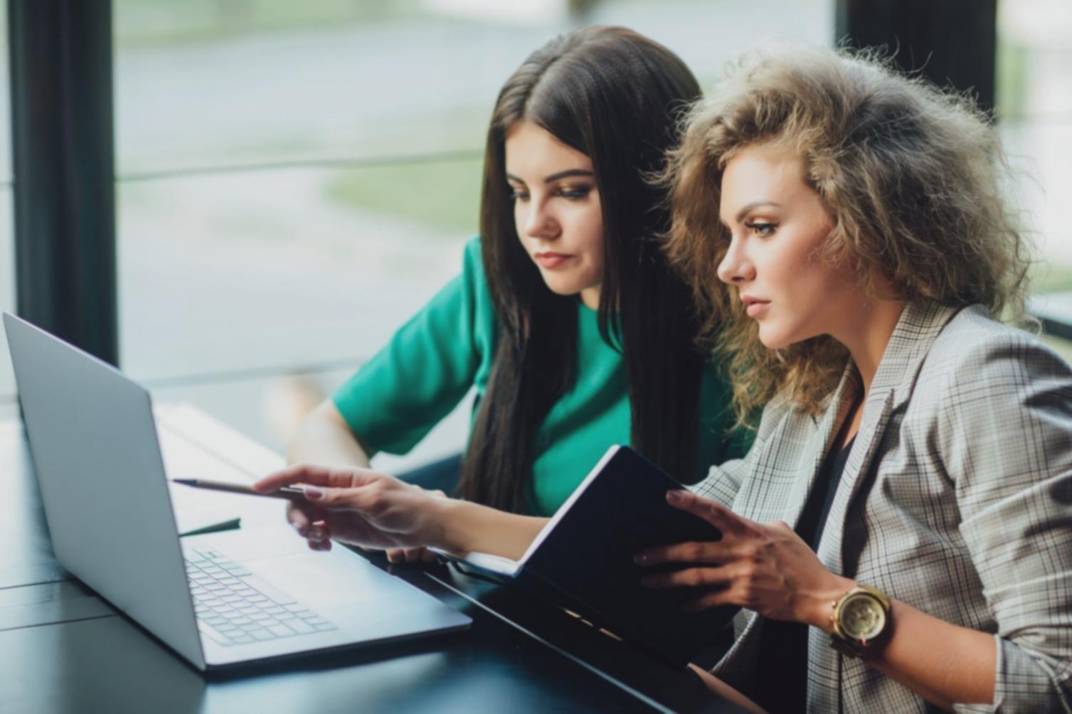 Financial analysis and planning session showing detailed charts and personalized strategy development